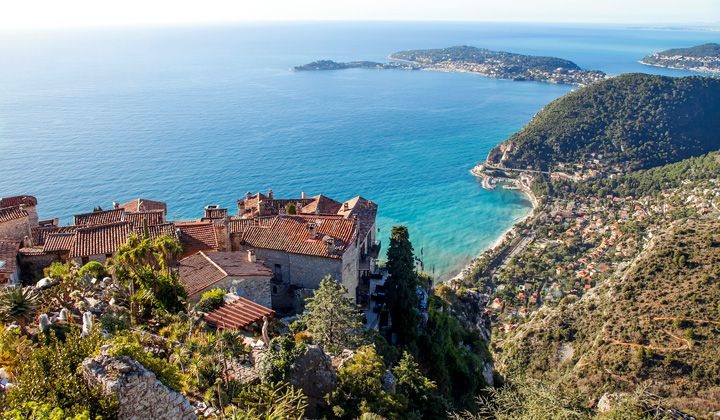 Village perché d'Èze et la mer - Côte d'Azur - France