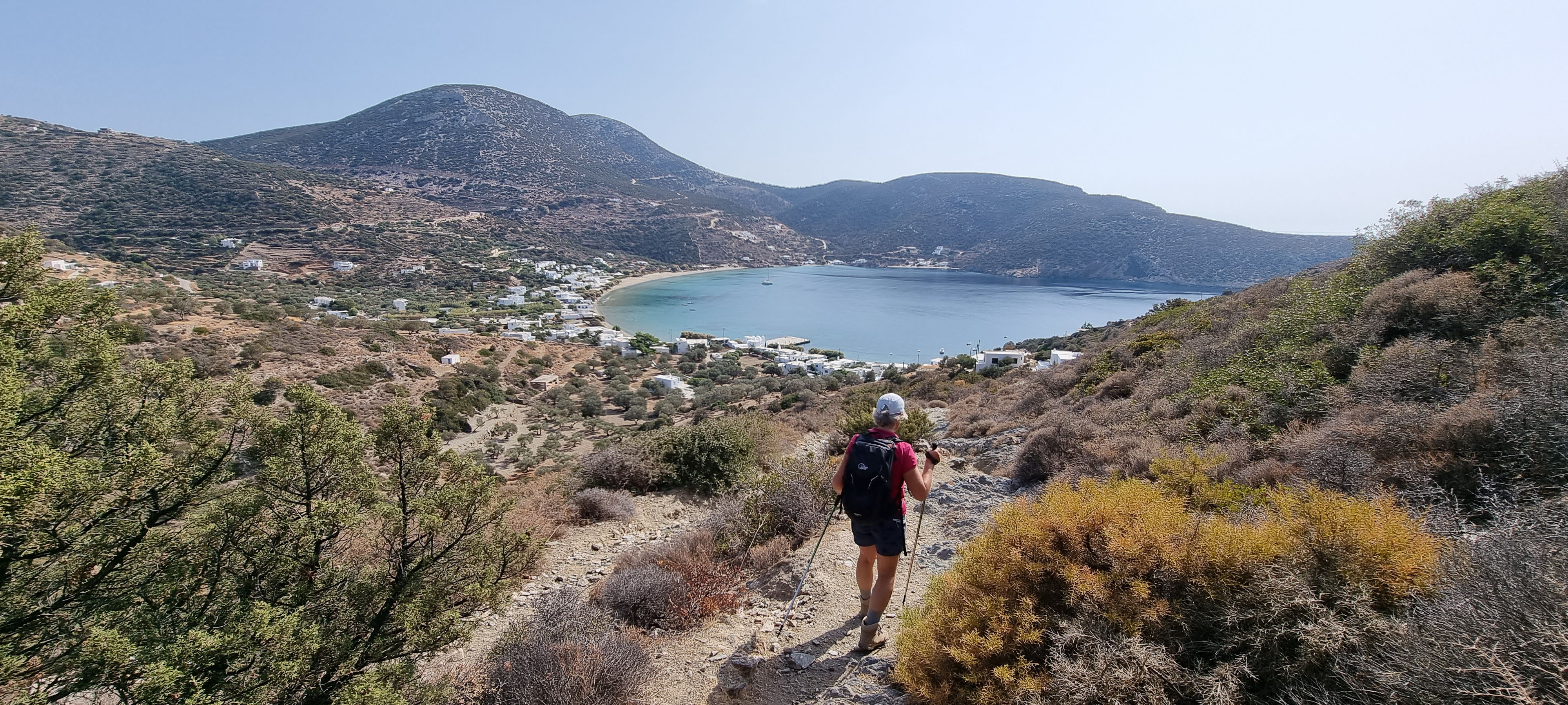 Sifnos - Vue sur la baie de Vathi © Anne-Marie Billault