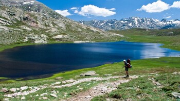 Vue sur le Lac de Nino sur le GR20