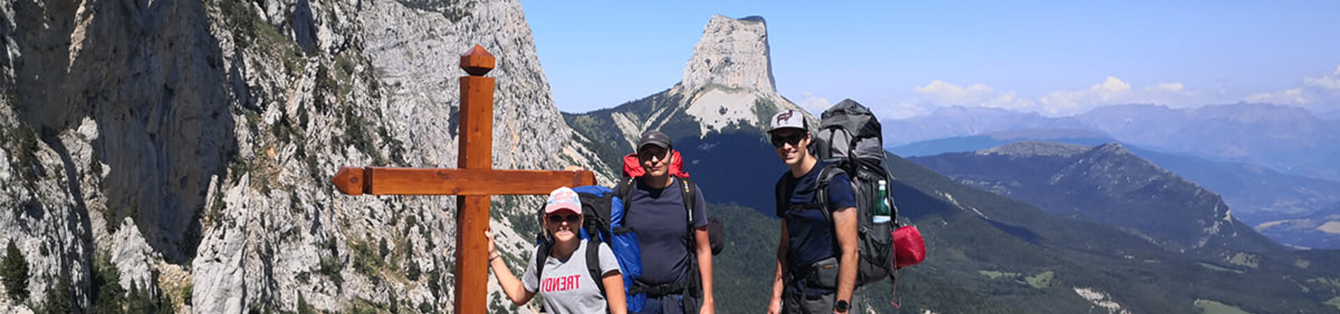 Les Hauts plateaux du Vercors en famille avec un bivouac