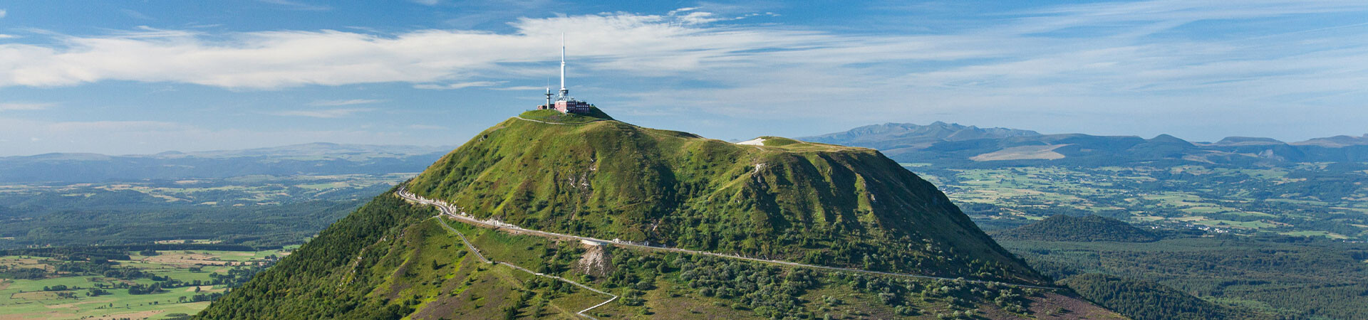 Randonnées sur la Grande Traversée du Massif Central à pied