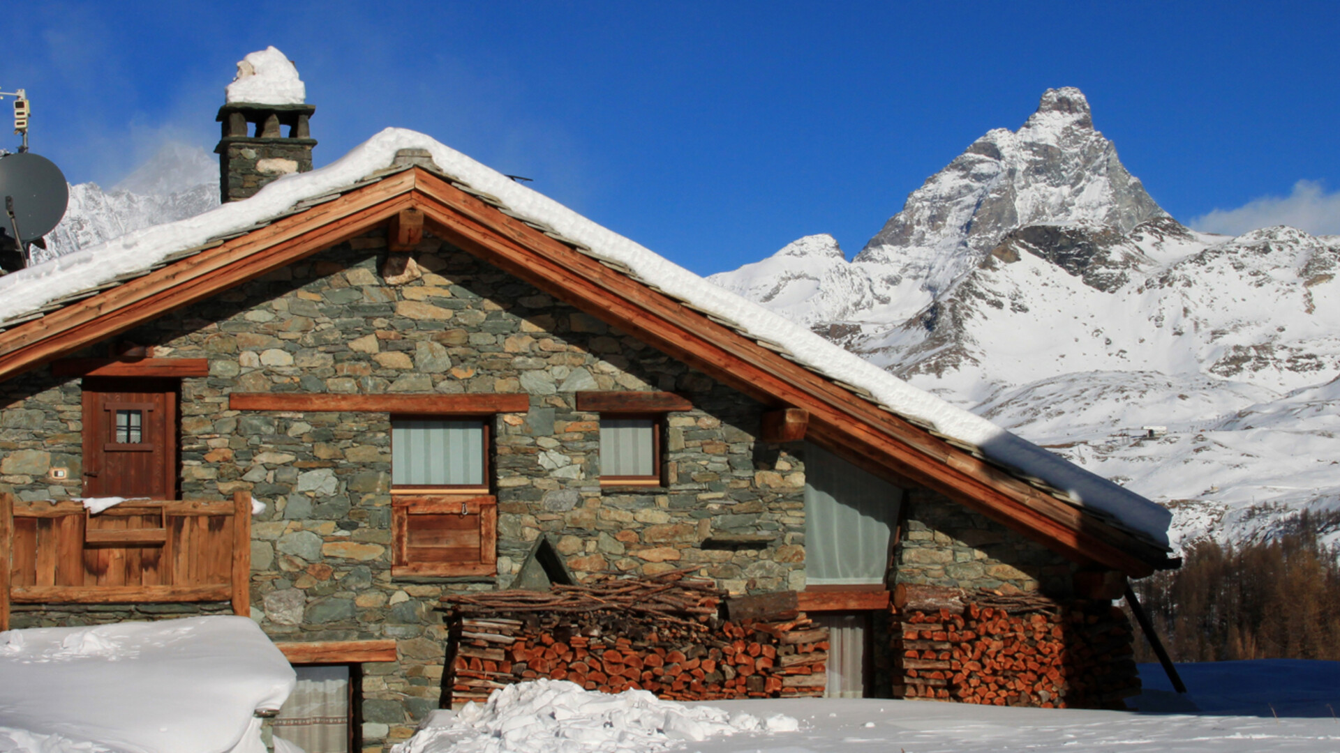 Maison à Cheneil dans la vallée d'Aoste et le Cervin, Italie