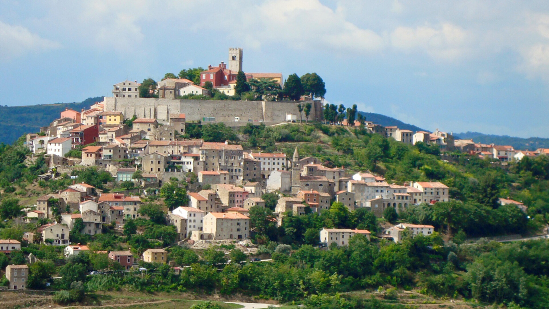 Village de Motovun en Istrie, Croatie