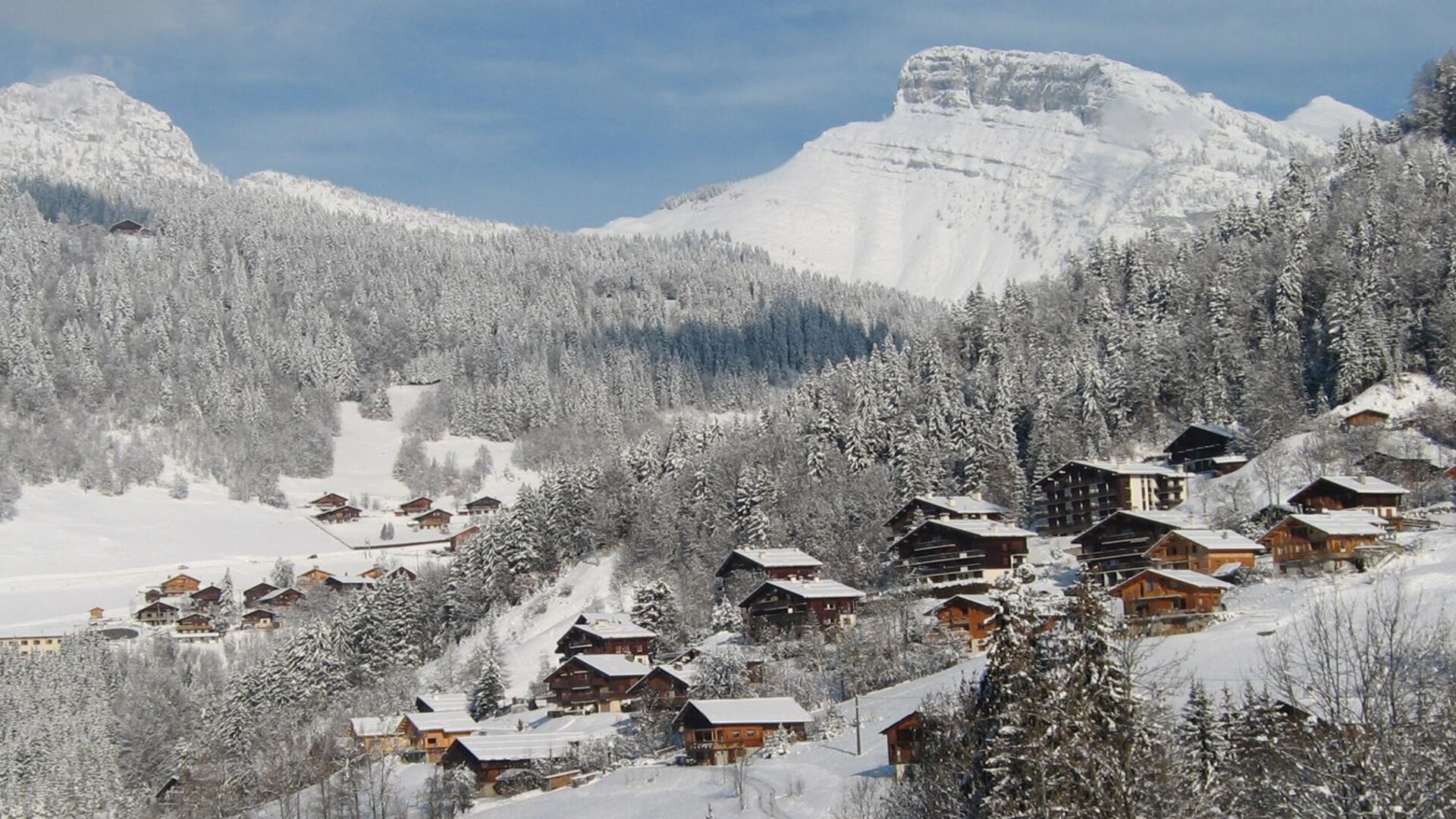 Paysage enneigé de la chaîne des Aravis