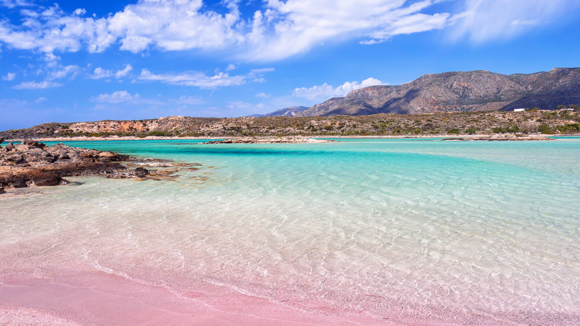 Plage de sable rose d'Elafonissi en Crète