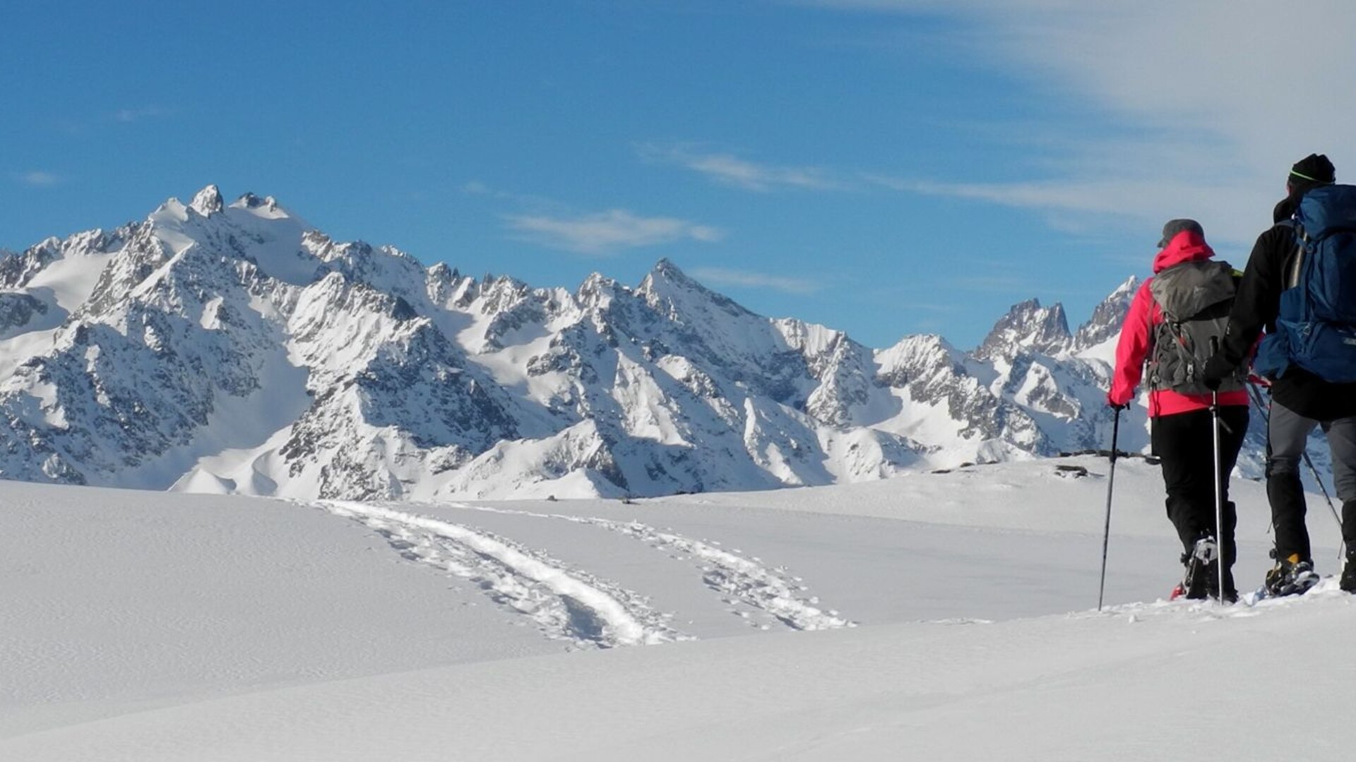 Randonnée guidée en raquettes dans la vallée de la Clarée