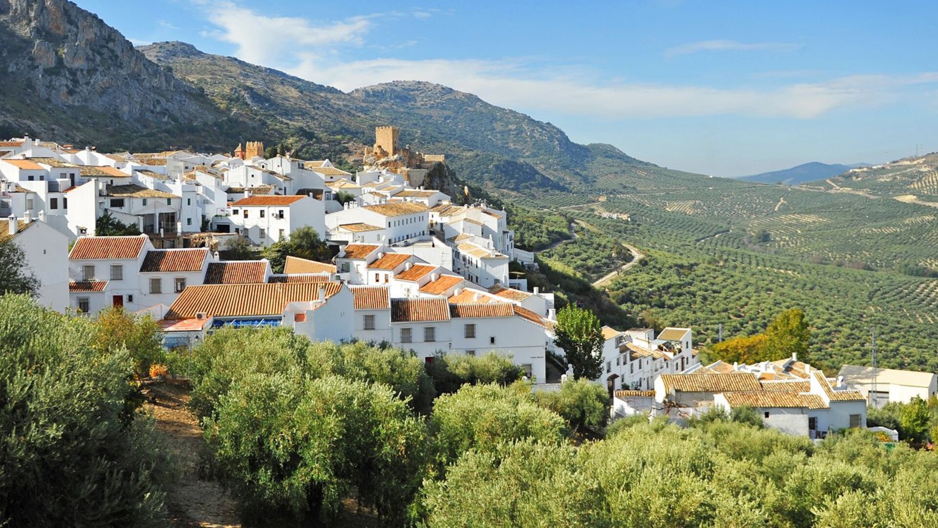 Village de Zuheros en Andalousie, Espagne