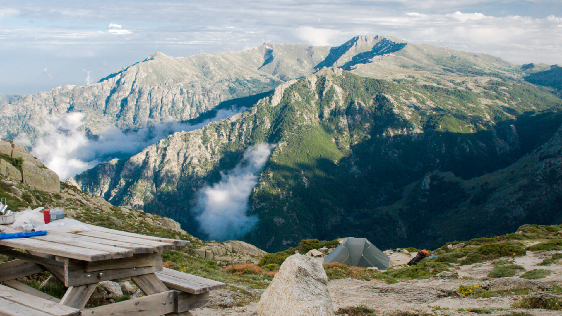 Vue depuis le refuge d'Usciolu sur le GR20