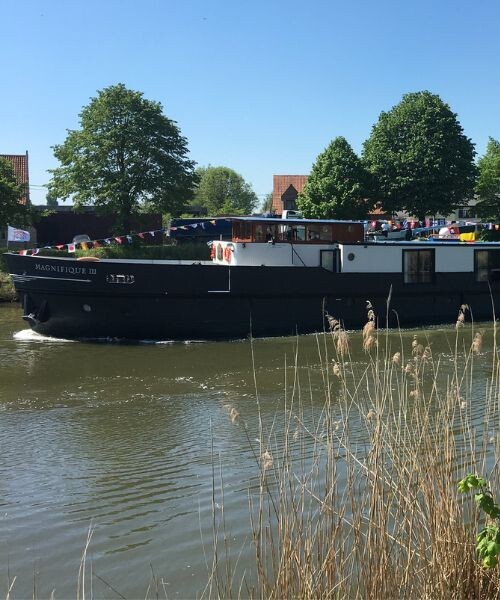 Bateau Magnifique 3