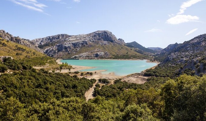 Le lac de Cúber dans la serra de Tramuntana, île de Majorque