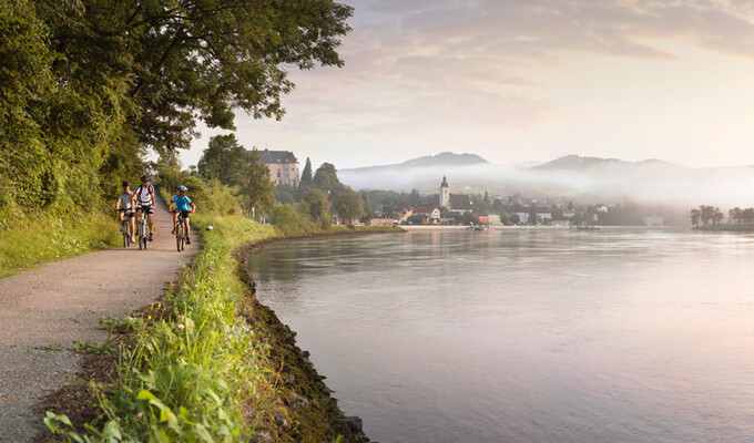 Vélo le long du Danube à Grein