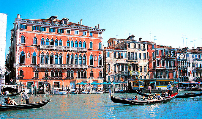 Le grand canal de Venise