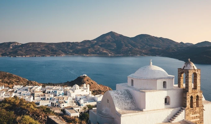 Cyclades Dream: Guided Hiking to Sifnos, Milos, and Kimilos