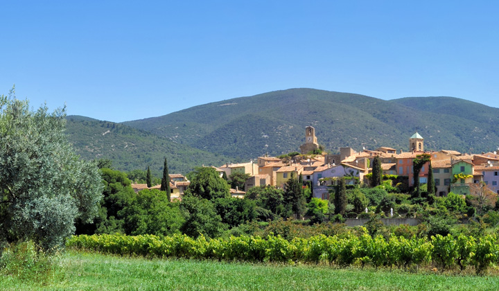 Village de Lourmarin dans le Luberon